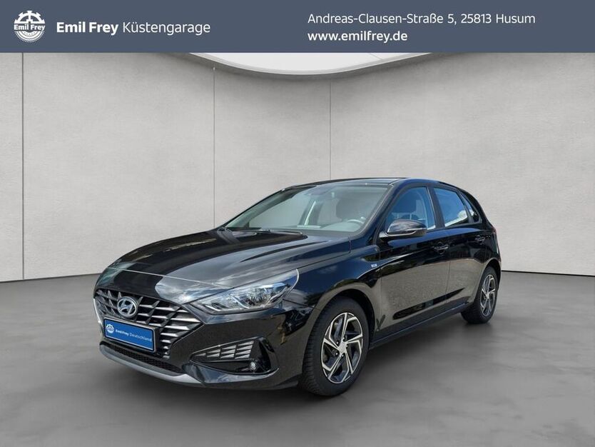 i30