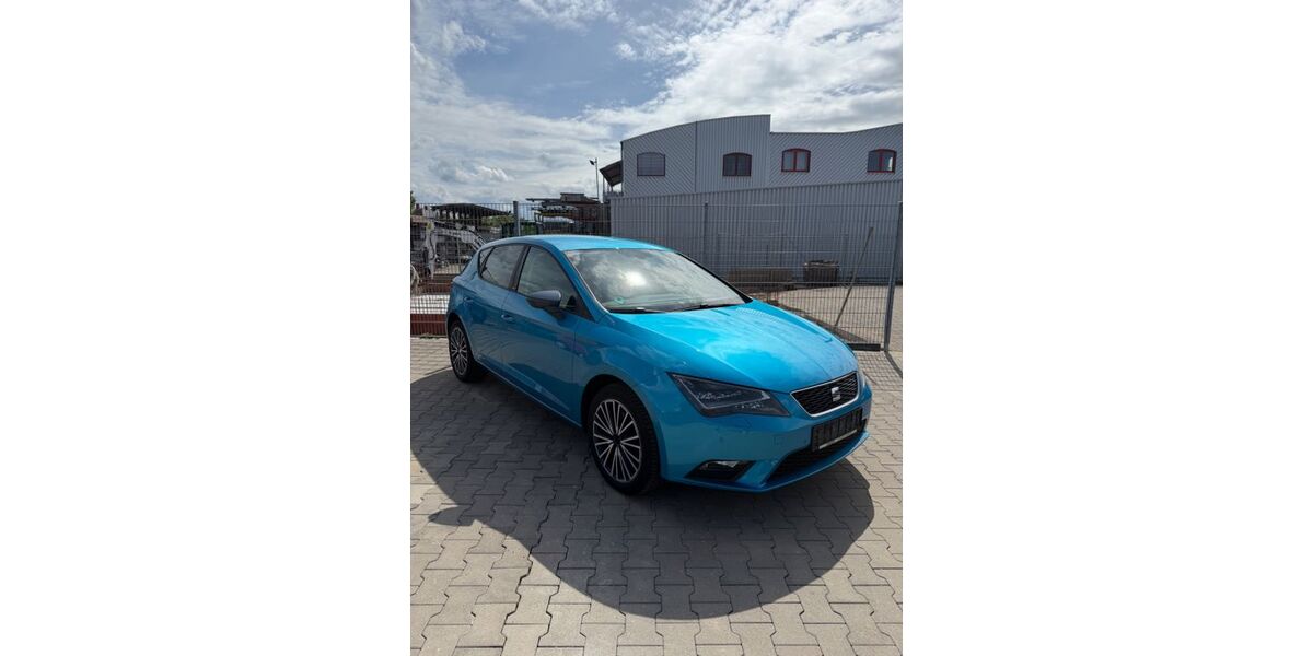 Seat Leon 80.235 km 12.399 &euro; Stutensee 76297