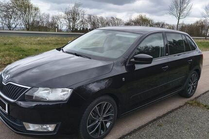 Skoda Rapid 109.000 km 9.300 &euro; Lichtentanne 08115