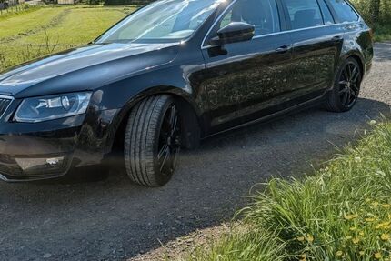 Skoda Octavia 137.658 km 10.800 &euro; Petersberg 36100