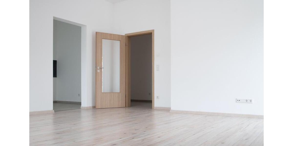 Dachgeschoßwohnung Königsbrunn - 3 Zimmer, 82 m&sup2;, 1.280&euro; | Angebot:25360942