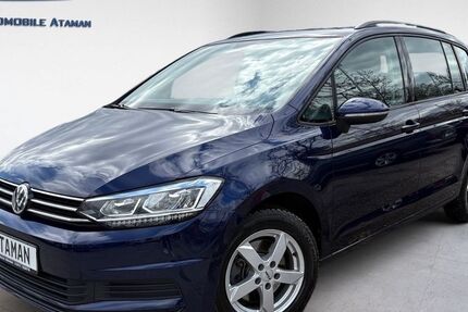 VW Touran 119.873 km 22.499 &euro; München 81243