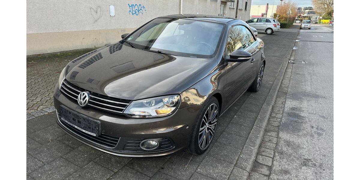 VW Eos 158.000 km 7.990 &euro; Paderborn 33100