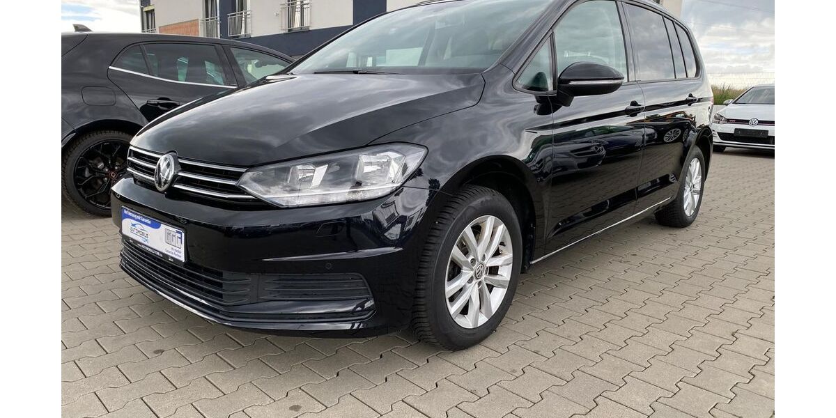 VW Touran 89.151 km 17.900 &euro; Bergtheim 97241