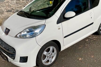 Peugeot 107 67.000 km 3.490 &euro; Lautertal-Lautern 64686