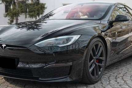 Tesla Model S 71.284 km 28.000 &euro; Langenneufnach 86863