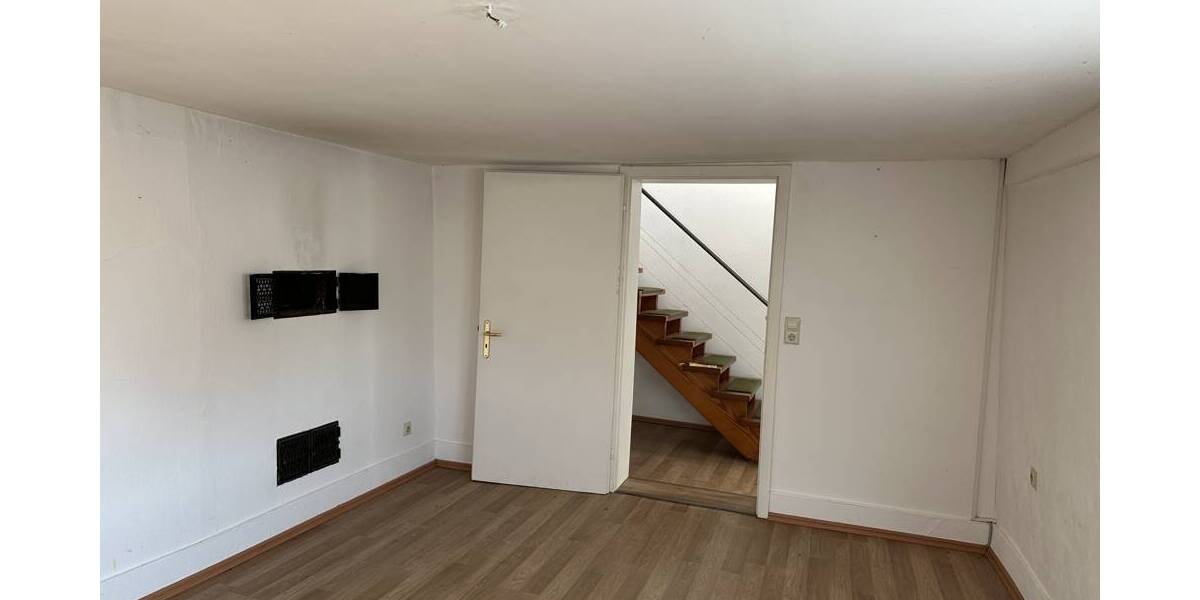 Einfamilienhaus Rottweil / Zepfenhan Zepfenhan - 7 Zimmer, 158 m&sup2;, 195.000&euro; | Angebot:26157441