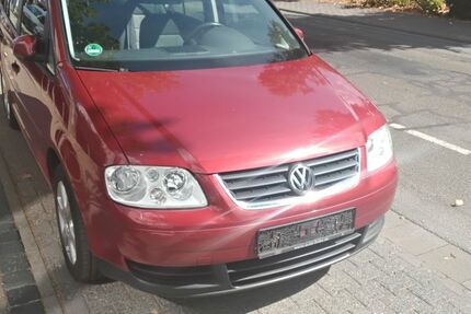 VW Touran 178.000 km 1.950 &euro; Neu-Isenburg 63263