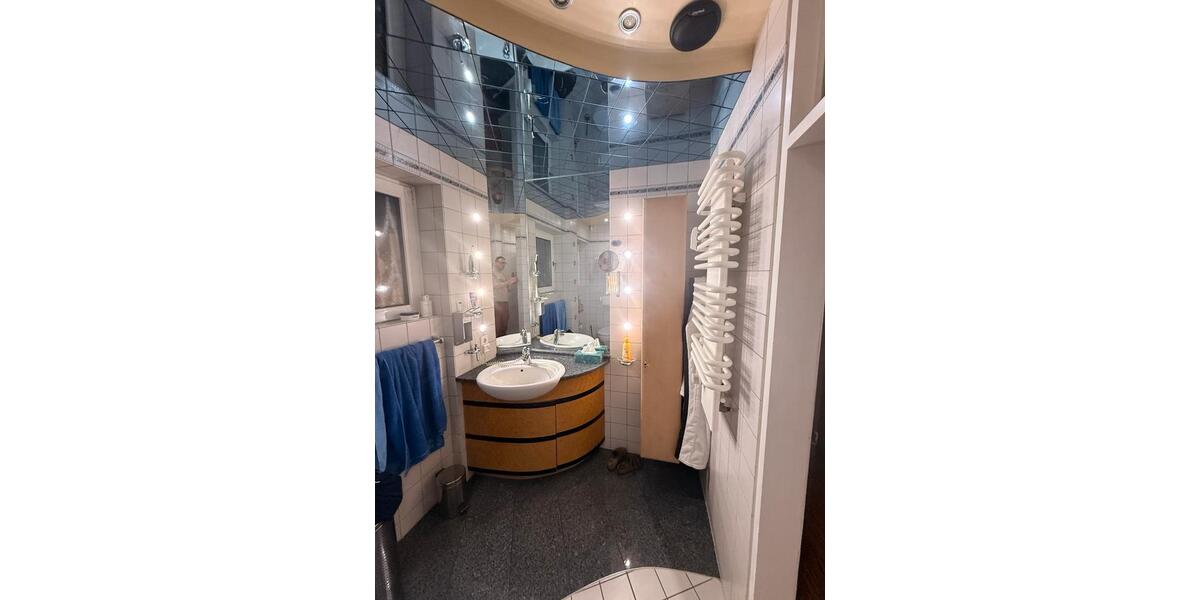 Bungalow Ransbach-Baumbach Baumbach - 9 Zimmer, 130 m&sup2;, 1.650&euro; | Angebot:24393762