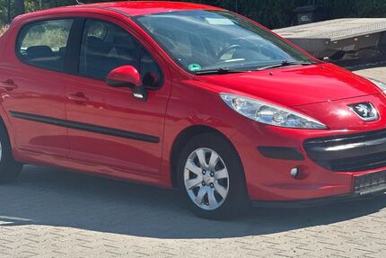 Peugeot 207 89.677 km 2.500 &euro; wildau 15745