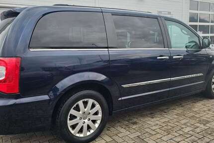 Chrysler Grand Voyager 159.370 km 8.900 &euro; Erlensee 63526
