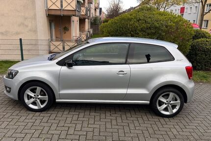 VW Polo 23.000 km 8.100 &euro; Essen 45143