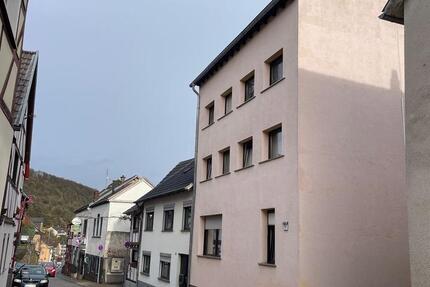 Haus Bad Breisig - 14 Zimmer, 345 m&sup2;, 559.000&euro; | Angebot:25086919