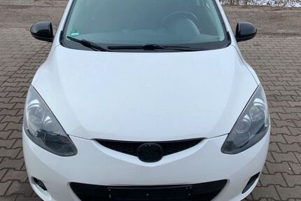 Mazda 2 175.500 km 2.600 &euro; Bad Waldsee 88339