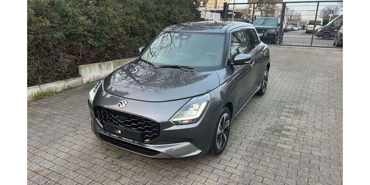 Suzuki Swift 15.000 km 18.499 &euro; Berlin 13581