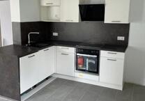 Geräumige 2-Zimmer-Wohnung mit Einbauküche und Terrasse in Wilhelmsburg