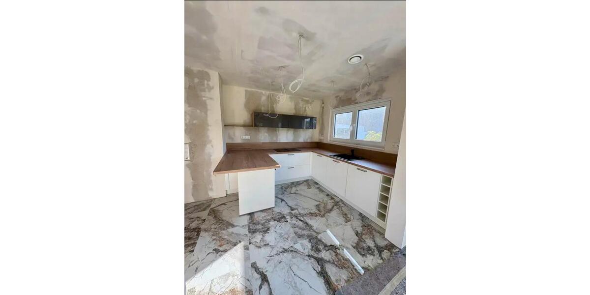 PRIVATVERKAUFNEUBAU EINFAMILIENHAUS 4 zimmer