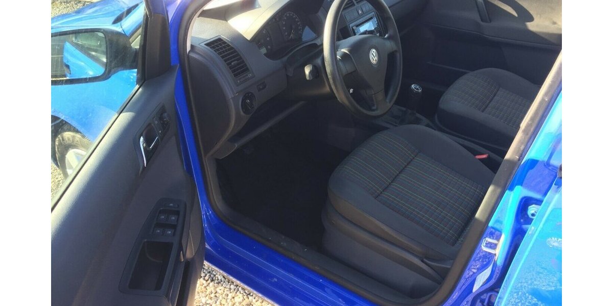 VW Polo Trendline,4 Türig,Tüv Neu! 175.000 km 3.600 &euro; Himmelkron 95502