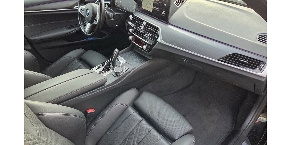 BMW 530e Aut. Limousine M Sportpaket 99.580 km 27.500 &euro; Wilsdruff 01723