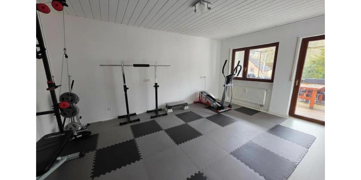 Etagenwohnung Otzberg - 5 Zimmer, 143 m&sup2;, 1.200&euro; | Angebot:26084472