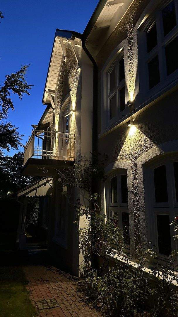 Renoviertes Altbau-Haus aus der Gründerzeit in Bauernhaus-Umgebung Alt-Osdorf 5 zimmer