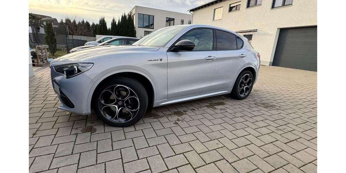 Alfa Romeo Stelvio 31.000 km 39.900 &euro; Mannheim 68307