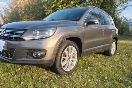 VW Tiguan 61.125 km 12.400 &euro; Senftenberg 01968