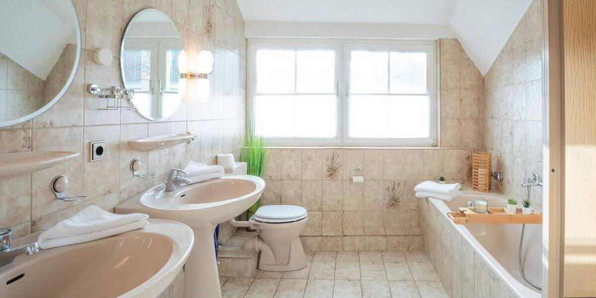 Etagenwohnung Husum - 2 Zimmer, 60 m&sup2;, 600&euro; | Angebot:26826842