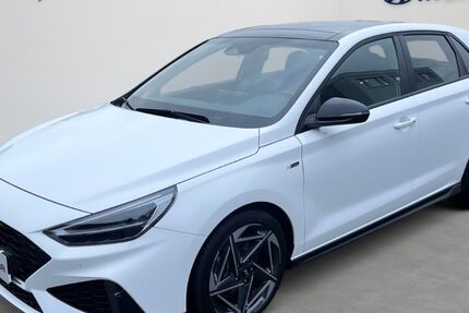 Hyundai i30 15.636 km 23.990 &euro; Contwig 66497