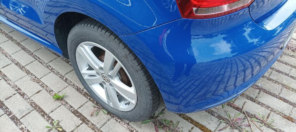 VW Polo 117.700 km 7.450 € Dachwig 99100