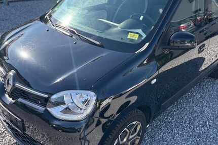Renault Twingo 47.580 km 8.890 € Paderborn 33104