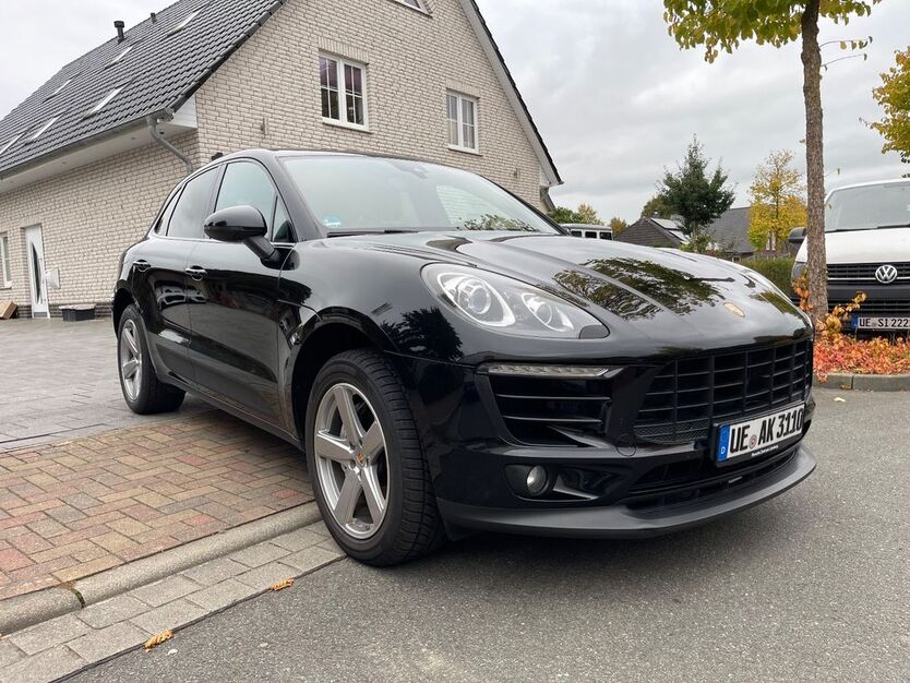 Porsche Macan 294.000 km 21.500 € Bad Bevensen 29549