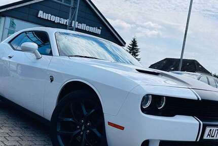 Dodge Challenger 14.000 km 28.949 &euro; Mallentin bei Lübeck(B105) 23936