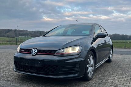VW Golf 183.000 km 12.500 &euro; Elsoff 56479