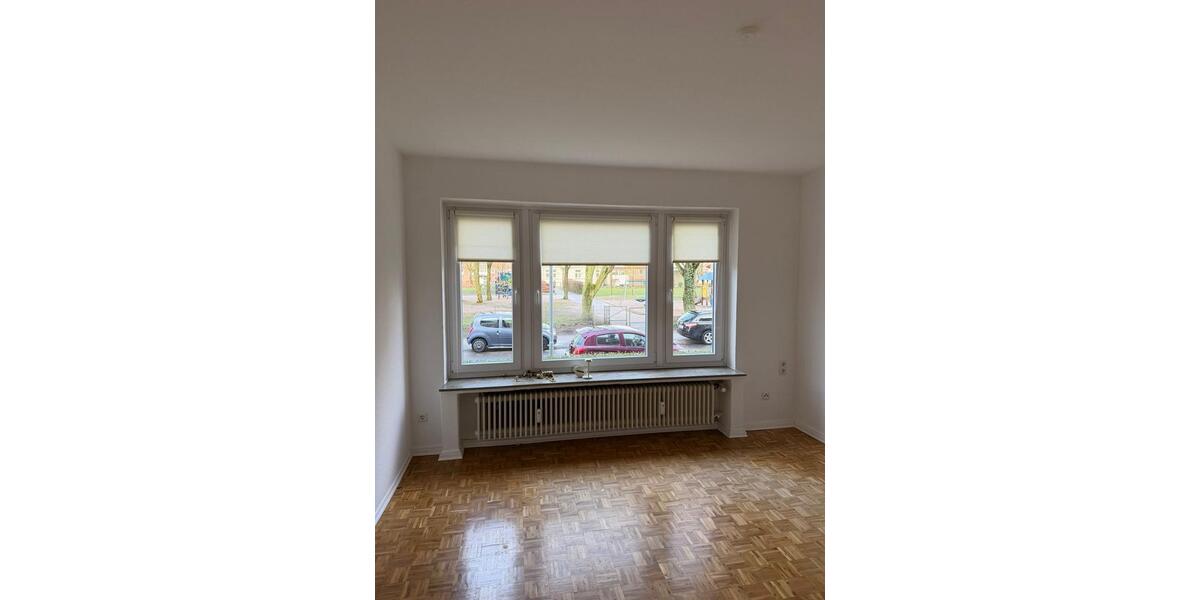 Erdgeschoßwohnung Wilhelmshaven - 4 Zimmer, 73 m&sup2;, 550&euro; | Angebot:25960199