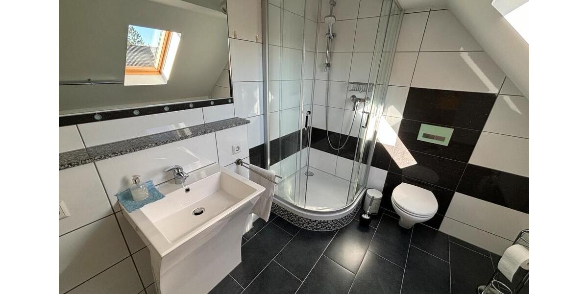 Reihenhaus Kehl - 4 Zimmer, 100 m&sup2;, 1.200&euro; | Angebot:25347777