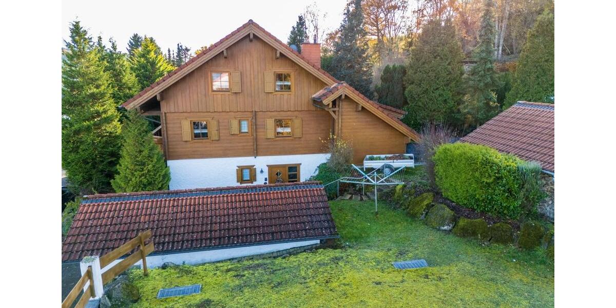 Einfamilienhaus Gerolstein - 8 Zimmer, 185 m&sup2;, 550.000&euro; | Angebot:26545050