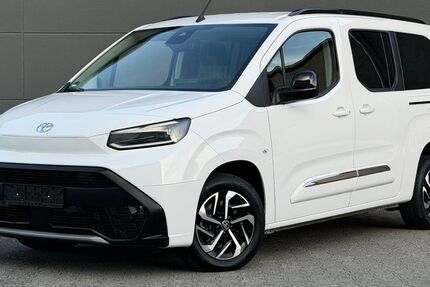 Toyota Proace City 43.000 km 28.500 &euro; Bad Homburg 61350