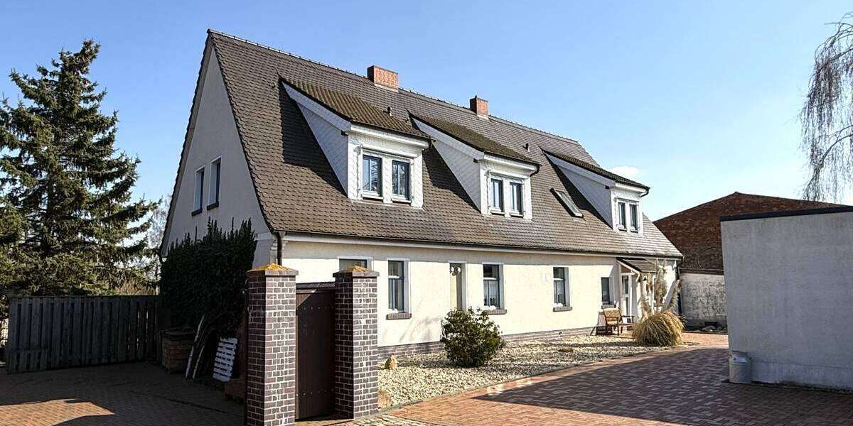 Einfamilienhaus Weißandt-Gölzau Gölzau - 8 Zimmer, 234 m&sup2;, 499.000&euro; | Angebot:26672970
