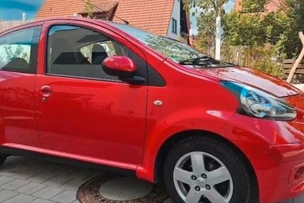 Toyota Aygo (X) 122.000 km 1.999 &euro; Nürnberg 90419