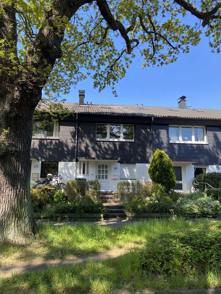 Haus zum Mieten in Hamburg 2.350 € 128 m²