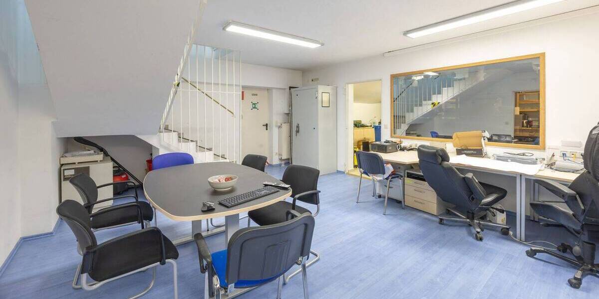 Gewerbeobjekt Fürstenfeldbruck - 4 Zimmer, 980&euro; | Angebot:26205225