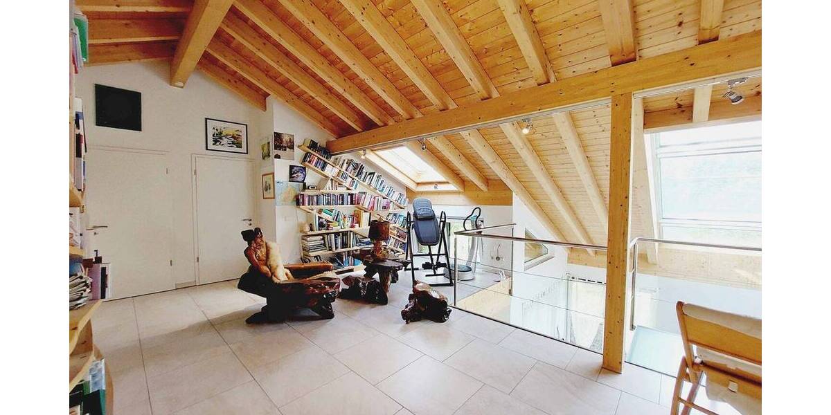 Repräsentatives Architektenhaus, das höchsten Wohnkomfort und nachhaltige Energieeffizienz vereint 6 zimmer