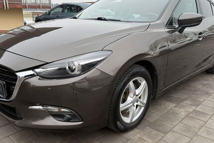 Mazda 3 99.351 km 13.990 &euro; Pirk 92712