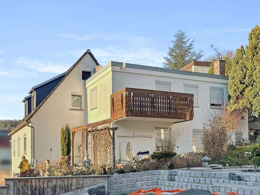 Haus zum Kaufen in Würzburg 332.000 € 149.78 m²