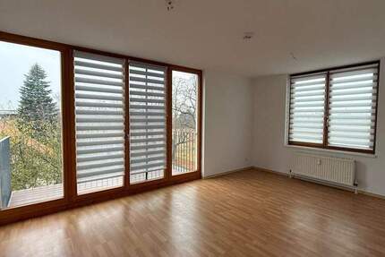 AB SOFORT - Gemütliche 2-Zimmer-Whg. mit Balkon 2 zimmer