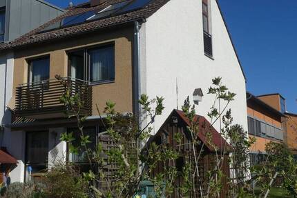 Haus Heilsbronn - 5 Zimmer, 127 m&sup2;, 415.000&euro; | Angebot:26189939