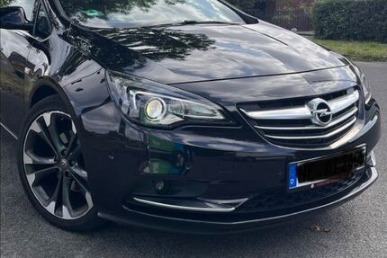 Opel Cascada 141.000 km 8.999 &euro; meerbusch 40667