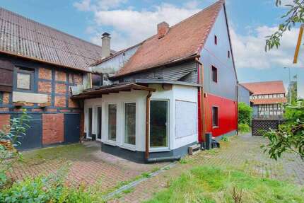 Haus zum Kaufen in Kirchhain 195.000 € 170.22 m² 5 zimmer