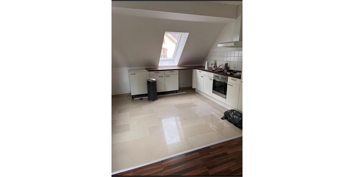 Dachgeschoßwohnung Falkensee - 2 Zimmer, 80 m&sup2;, 910&euro; | Angebot:25441085